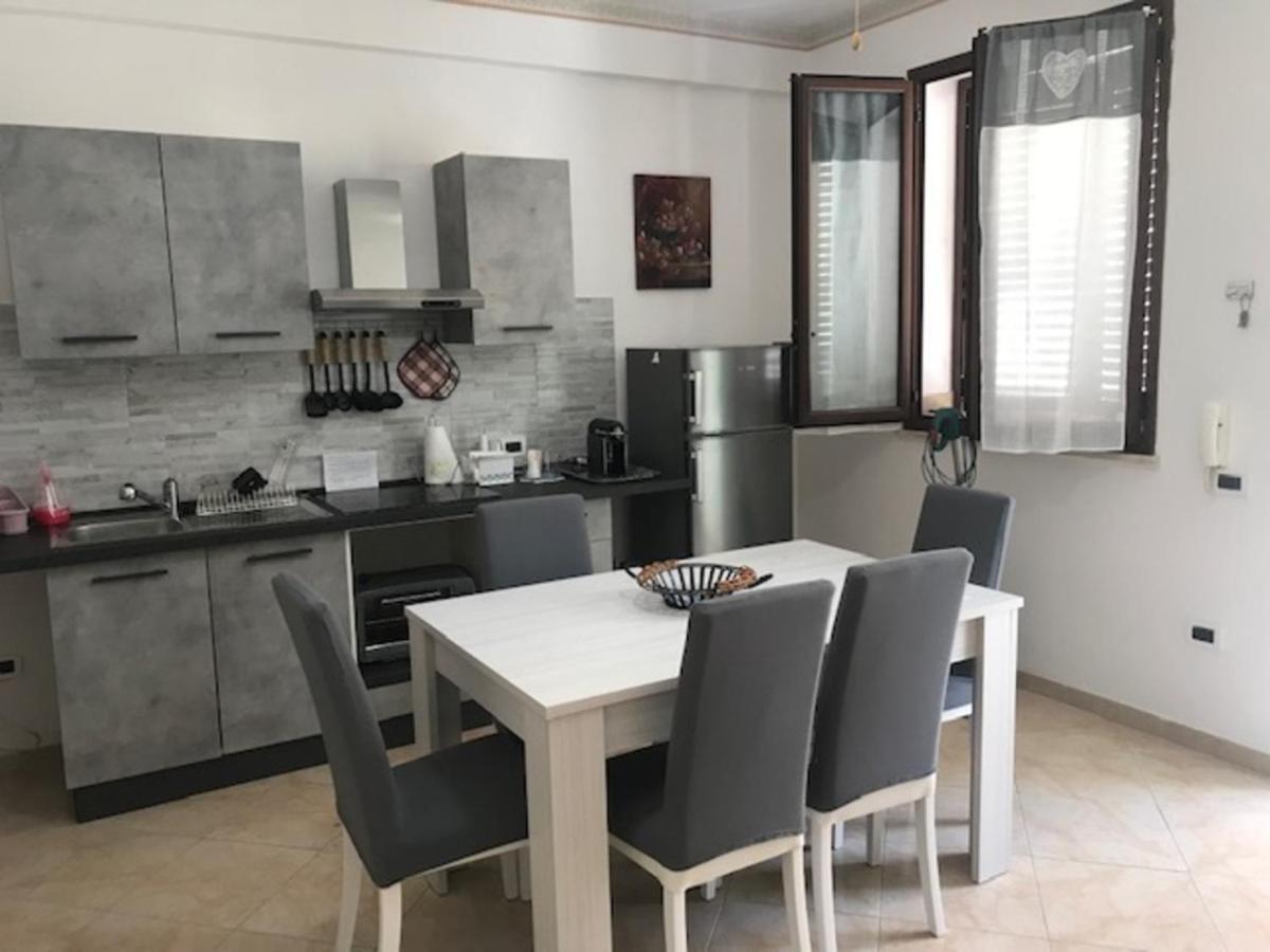 Appartamento 60 Mq A 800 Mt Dalla Spiaggia كاباتشي المظهر الخارجي الصورة